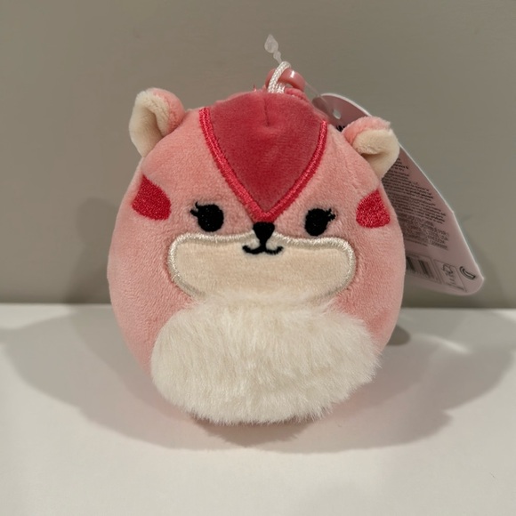 Squishmallow Dianalee the Chipmunk Clip Pink White fuzzy belly NWT - Picture 6 of 6